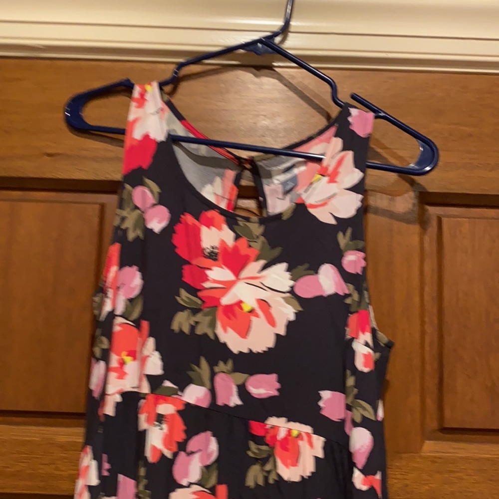 Sundress - Picture 2 of 4